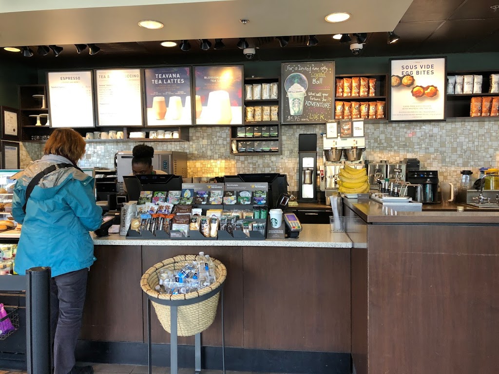 Starbucks | 6390 Bay St #3, West Vancouver, BC V7W 2G9, Canada | Phone: (604) 913-3477