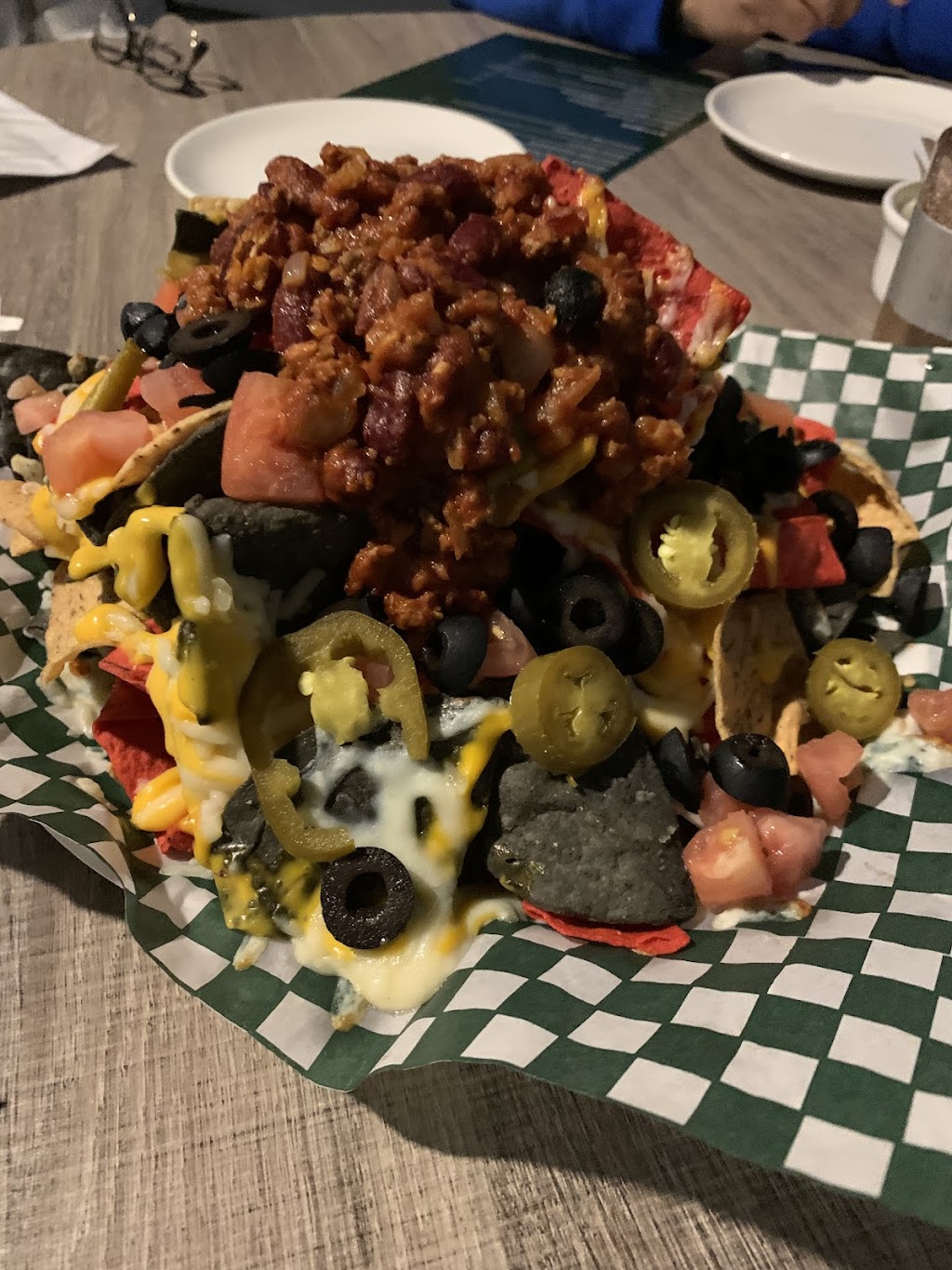 Cyphers Cafe & Lounge | 3505 Wyecroft Rd, Oakville, ON L6L 0B6, Canada | Phone: (289) 837-0200