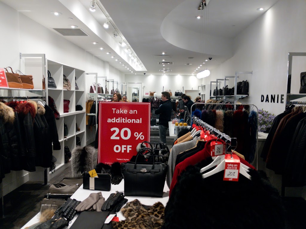 Danier | 6380 Fallsview Blvd Unit 256, Niagara Falls, ON L2G 7Y6, Canada | Phone: (905) 356-6868