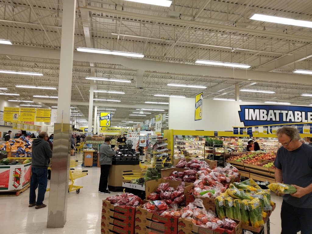 Maxi | 7200 Boulevard Taschereau, Brossard, QC J4W 1N1, Canada | Phone: (450) 672-3201