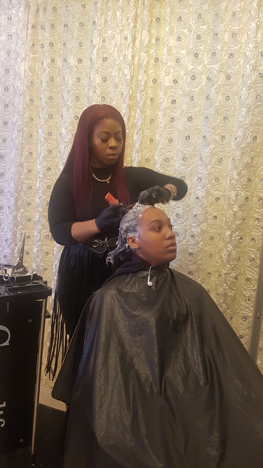 Aisha Beauty Salon N Beauty Supply | 2450 Finch Ave W, Toronto, ON M9M 2E9, Canada | Phone: (416) 744-0335