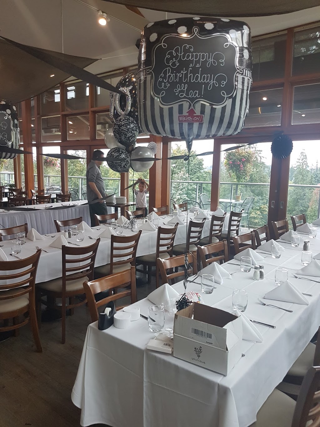Northlands Bar and Grill | 3400 Anne Macdonald Way, North Vancouver, BC V7G 2S7, Canada | Phone: (604) 924-2950