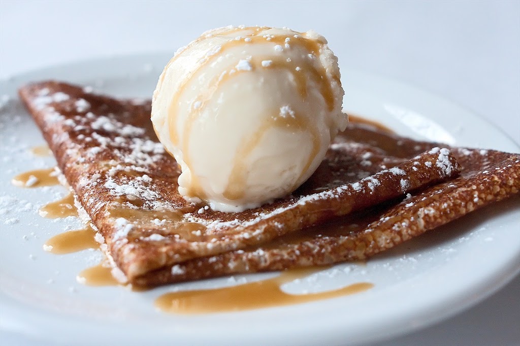 Creperie Le St-L | 579 Avenue Notre Dame, Saint-Lambert, QC J4P 2K8, Canada | Phone: (450) 465-8535