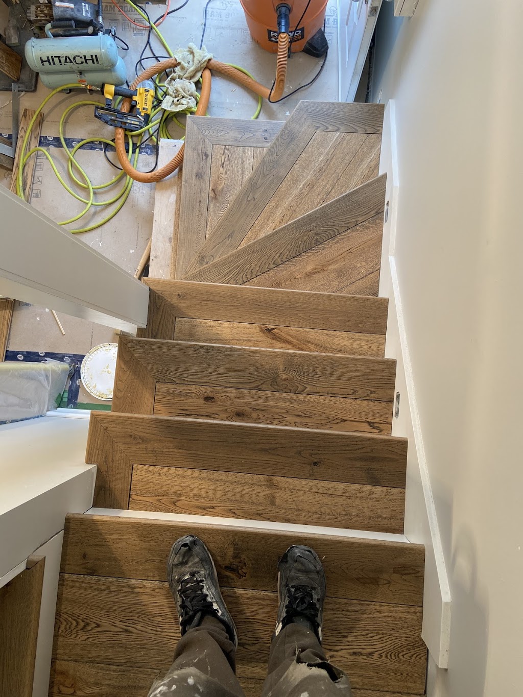Shoreline floors | 64 Dumbarton St, Guelph, ON N1E 3T6, Canada | Phone: (647) 229-1984