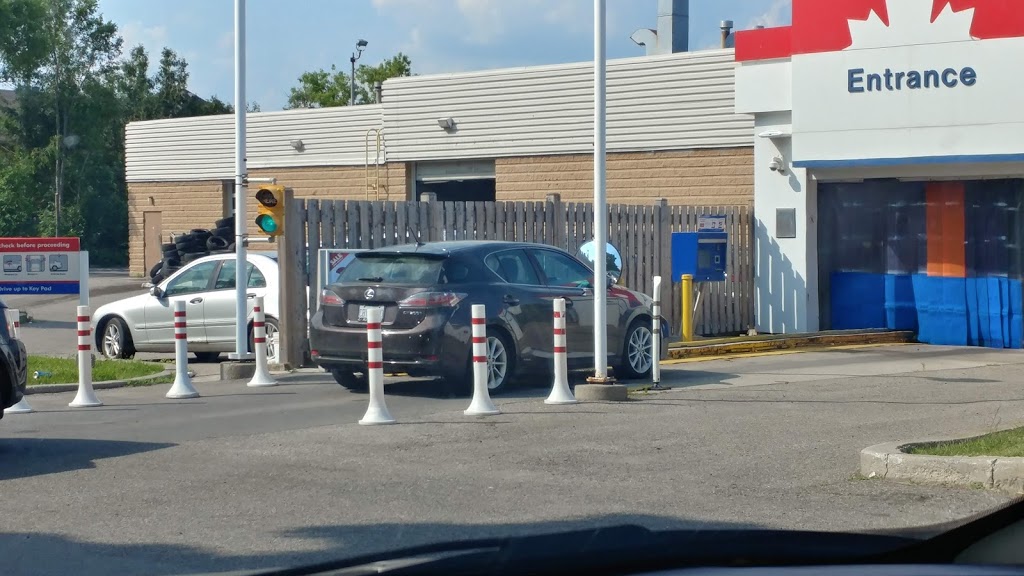Petro-Canada & Car Wash | 2125 Dundas St W, Mississauga, ON L5K 2E2, Canada | Phone: (905) 828-9475