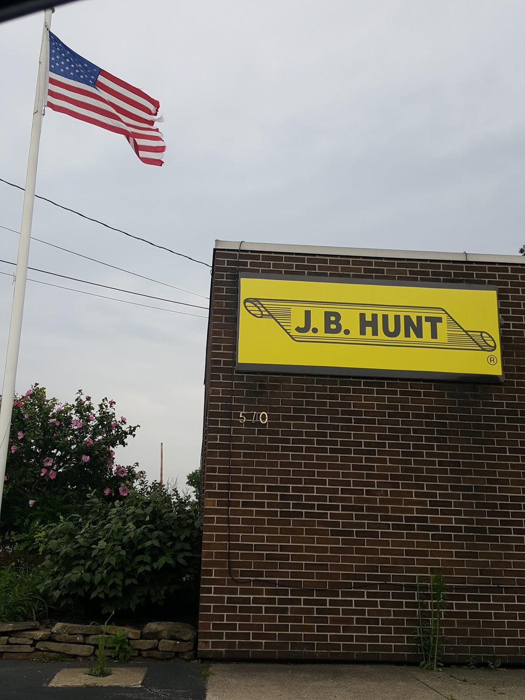 J.B. Hunt Transport Services, Inc. | 575 Kennedy Rd, Buffalo, NY 14227, USA | Phone: (800) 452-4868