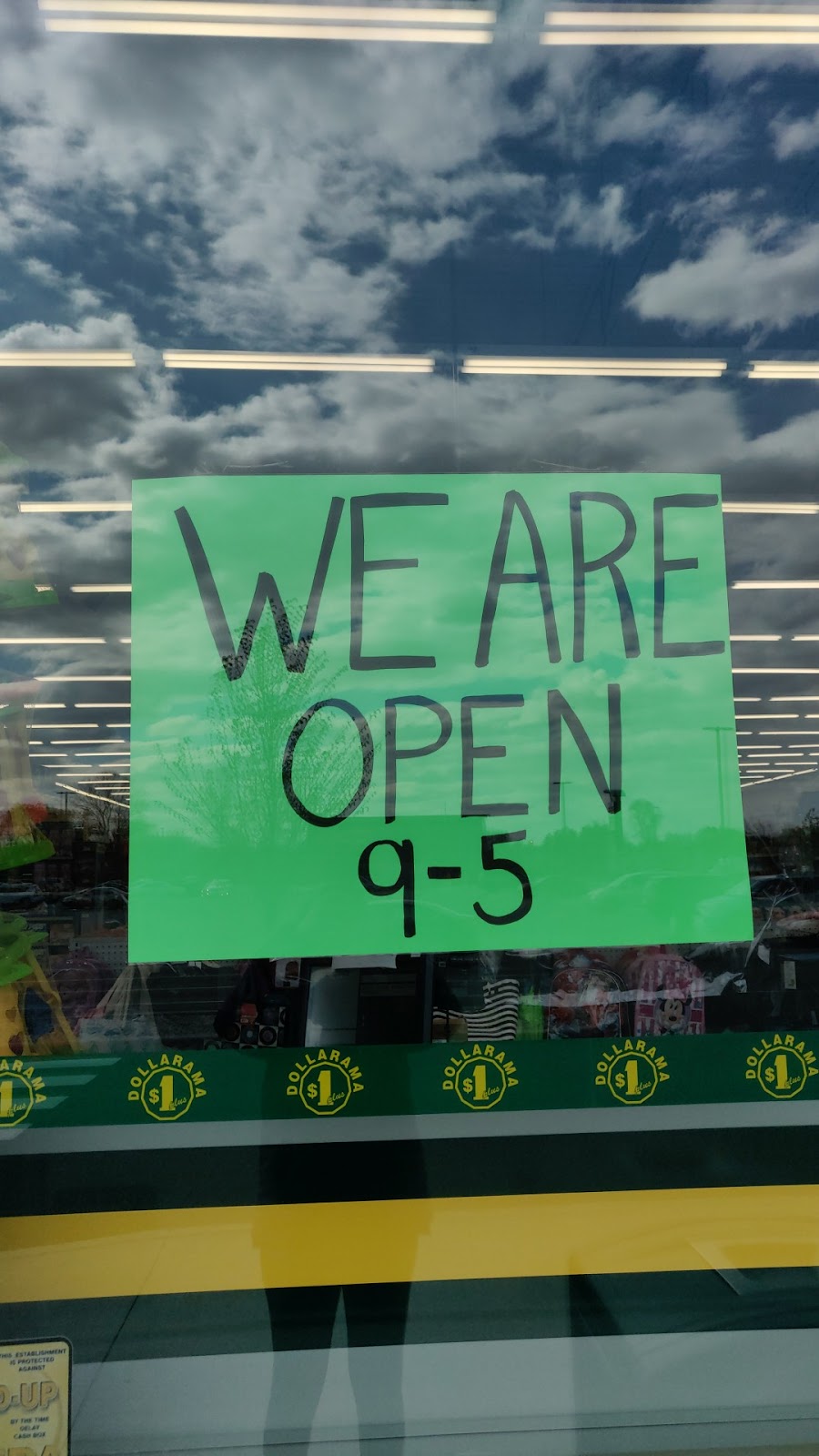 Dollarama | 650 Division Rd, Windsor, ON N8X 0A8, Canada | Phone: (519) 972-7390
