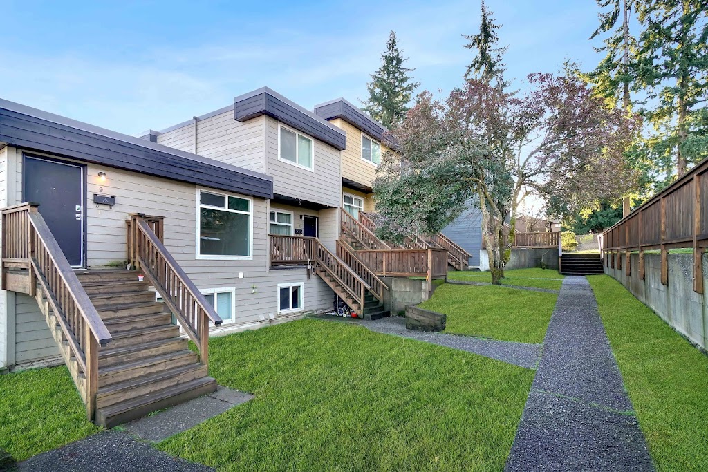Valley View Terrace Townhomes | 847 Howard Ave, Nanaimo, BC V9R 3T3, Canada | Phone: (250) 508-7673