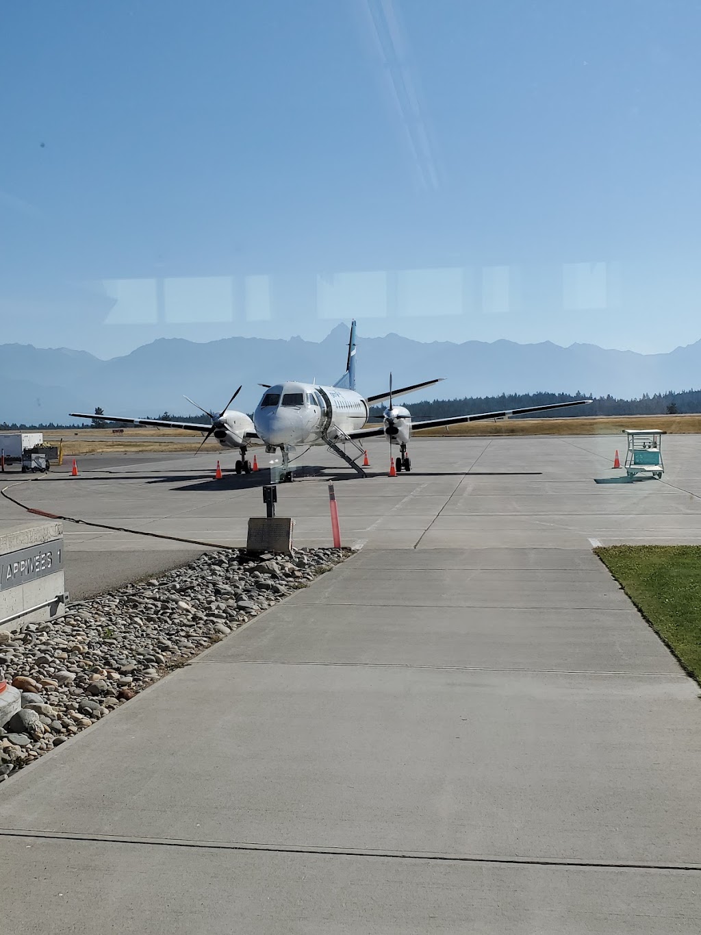 Canadian Rockies International Airport | 1-9370 Airport Access Rd, Cranbrook, BC V1C 7E4, Canada | Phone: (250) 426-7913