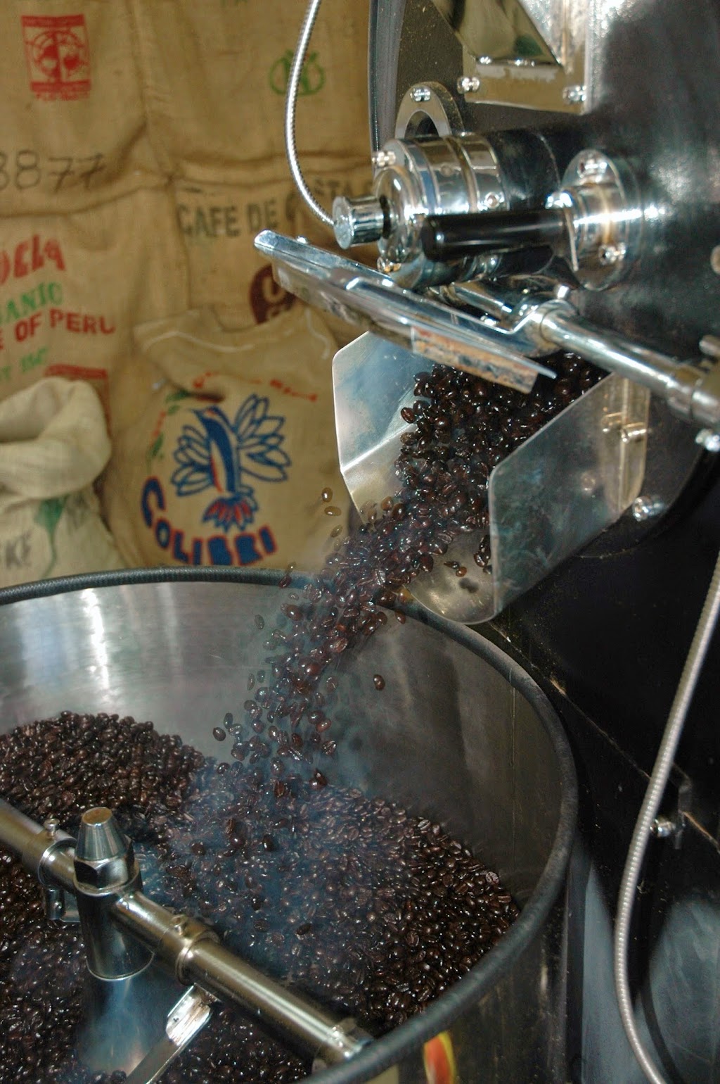 Cafe Bonte Divine Inc. | 2 Chem. du Roy E, Saint-Jean-Port-Joli, QC G0R 3G0, Canada | Phone: (418) 598-3330