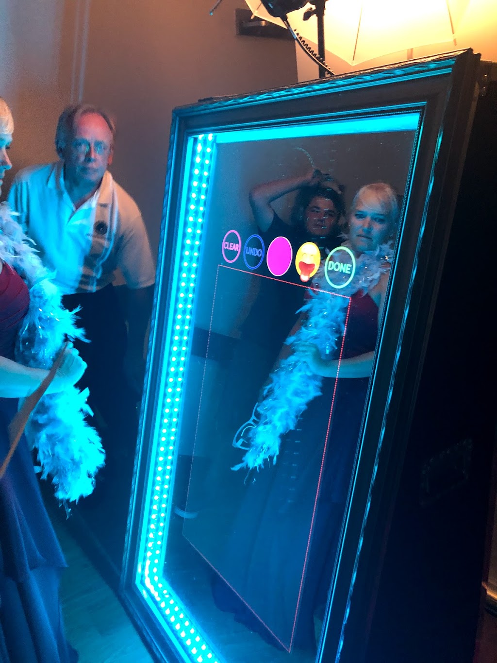 DBG Photo Booth Services | 434 First Ave E, Shelburne, ON L9V 2Z6, Canada | Phone: (519) 925-5350
