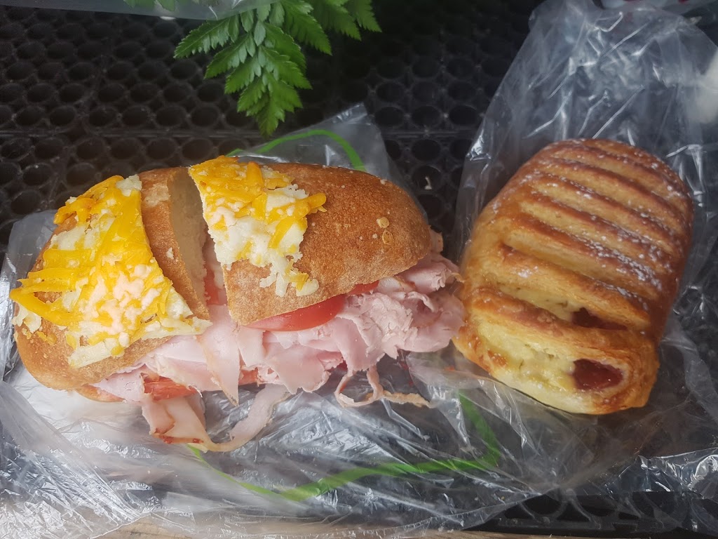Vanessas Bakery and Deli | 2055 Sandwich W Pkwy, Windsor, ON N9H 2M2, Canada | Phone: (519) 250-5557