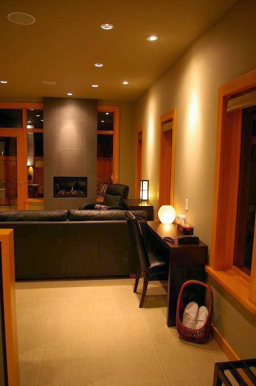 Shades of Jade Inn and Spa | 1489 Henderson Ave, Roberts Creek, BC V0N 2W2, Canada | Phone: (604) 885-3211