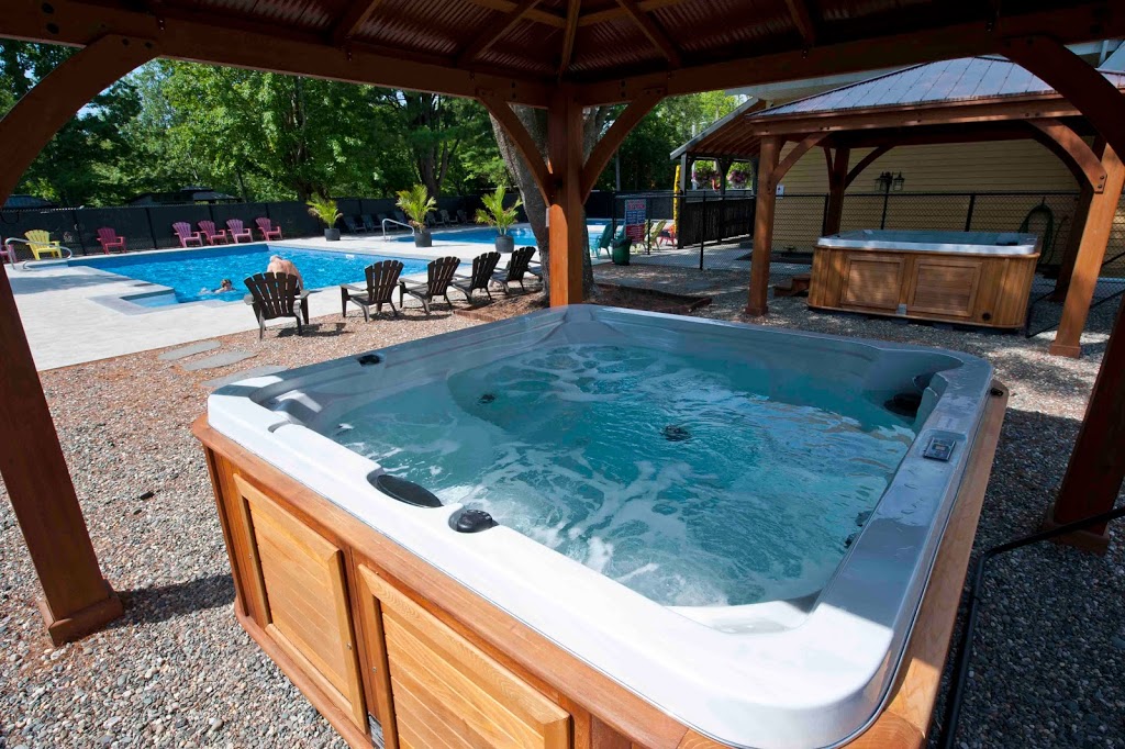 Camping Parc Bromont | 24 Rue Lafontaine, Bromont, QC J2L 2S9, Canada | Phone: (450) 534-2712