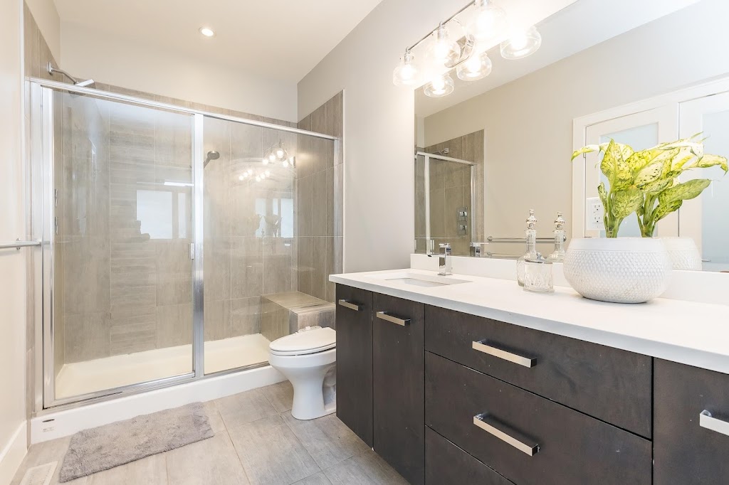 movingonwithdon.com | 3033 Immel St, Abbotsford, BC V2S 1A5, Canada | Phone: (604) 378-2325