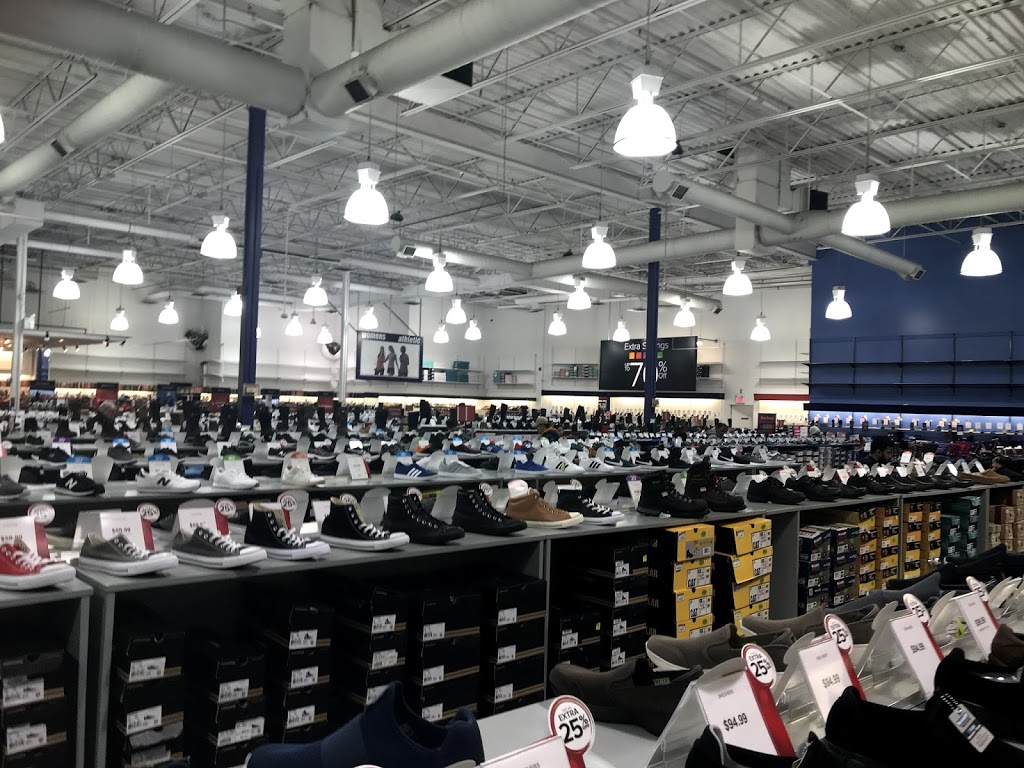 The Shoe Company | 5935 Mavis Rd #6, Mississauga, ON L5R 3T7, Canada | Phone: (905) 712-4949