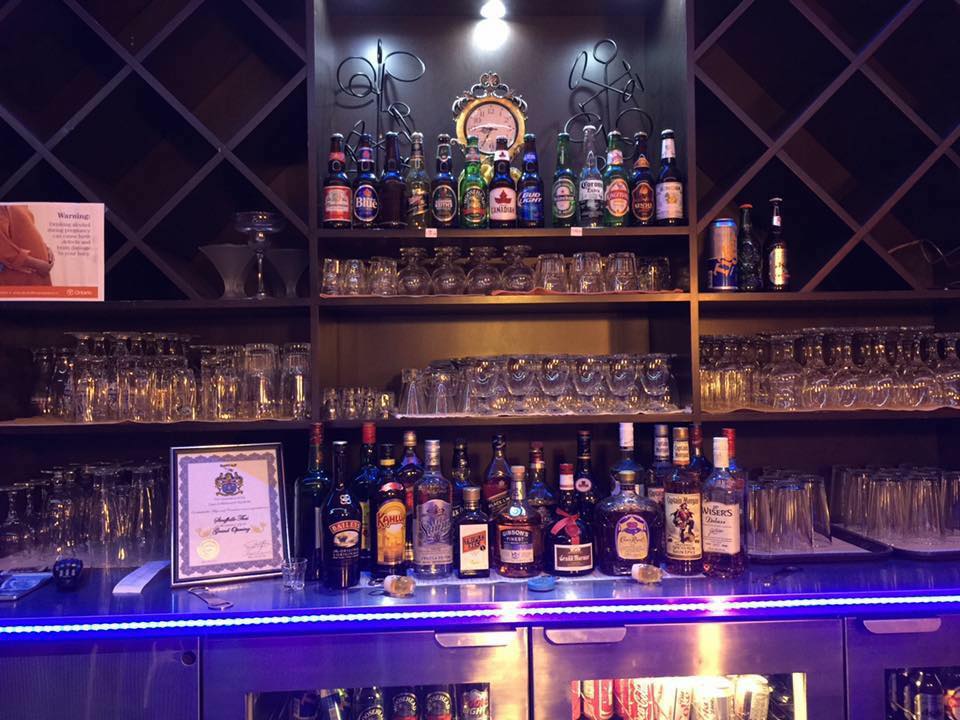 Stouffville Thai Bar and Restaurant | 18 Ringwood Dr, Whitchurch-Stouffville, ON L4A 8C1, Canada | Phone: (905) 642-8500