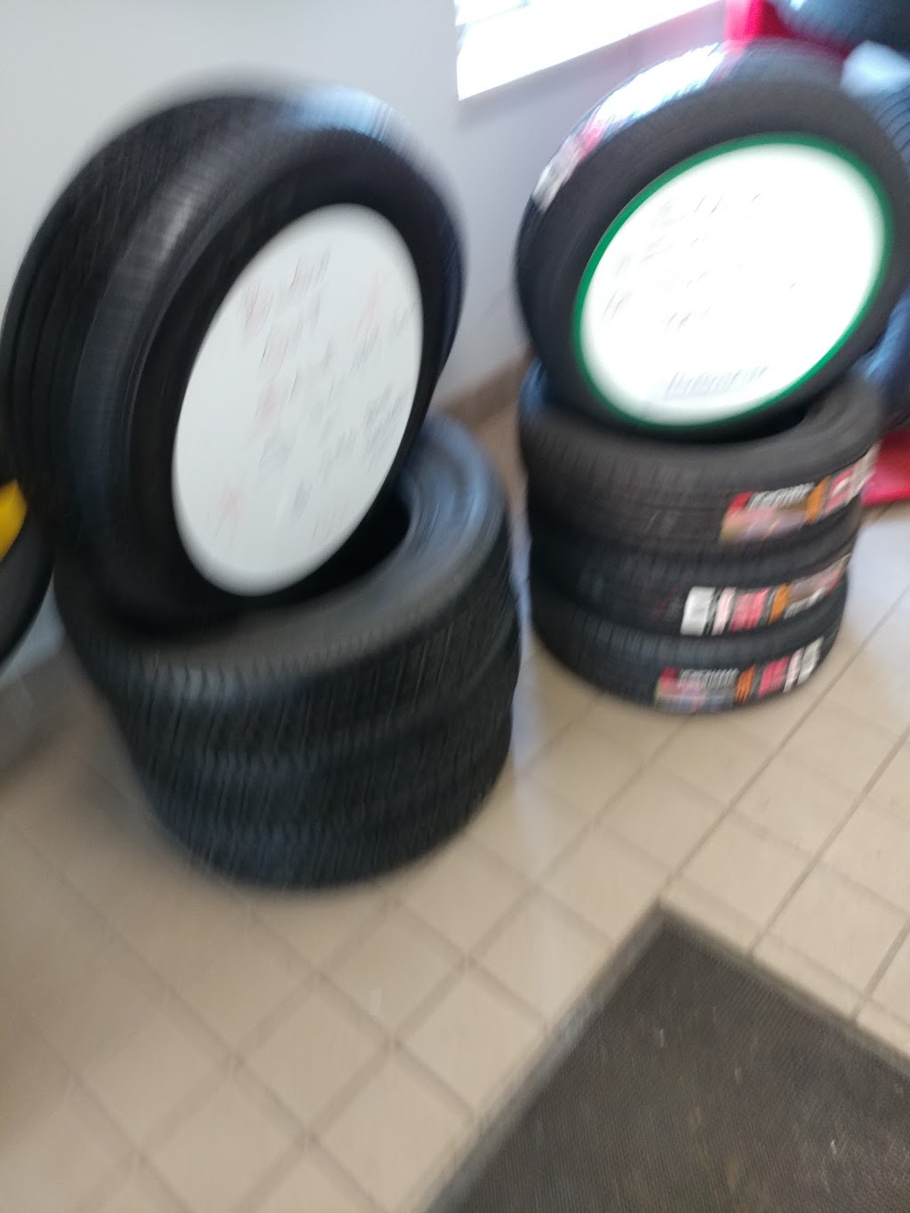 Mr. Tire Auto Service Centers | 575 Dick Rd, Depew, NY 14043, USA | Phone: (716) 222-9719