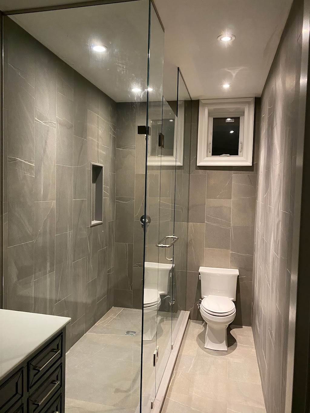 Elevated Construction | 560 Sherin Dr, Oakville, ON L6L 4J8, Canada | Phone: (416) 771-1520