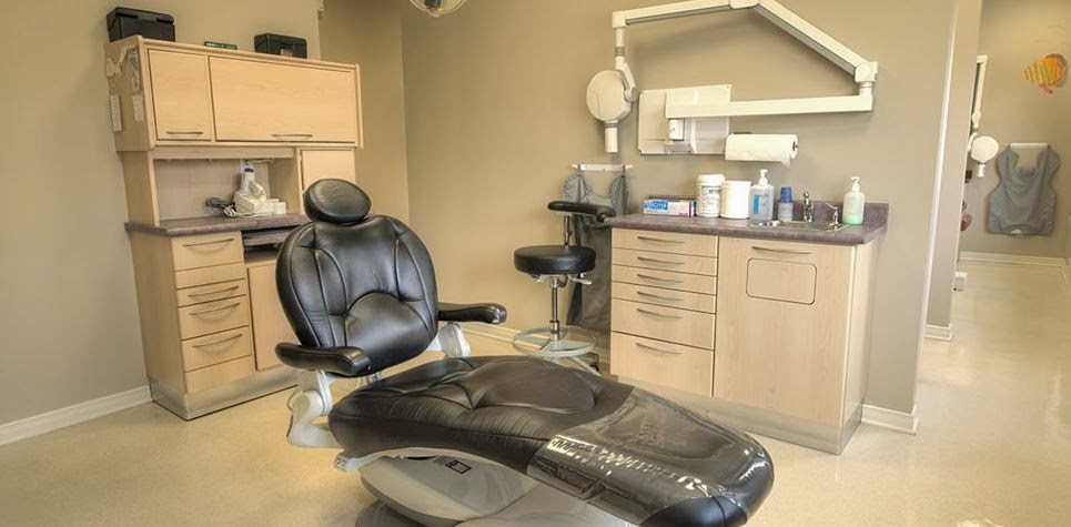 Racine Jean Marc P Dr | 2115 Laval Rd, Bourget, ON K0A 1E0, Canada | Phone: (613) 487-2740