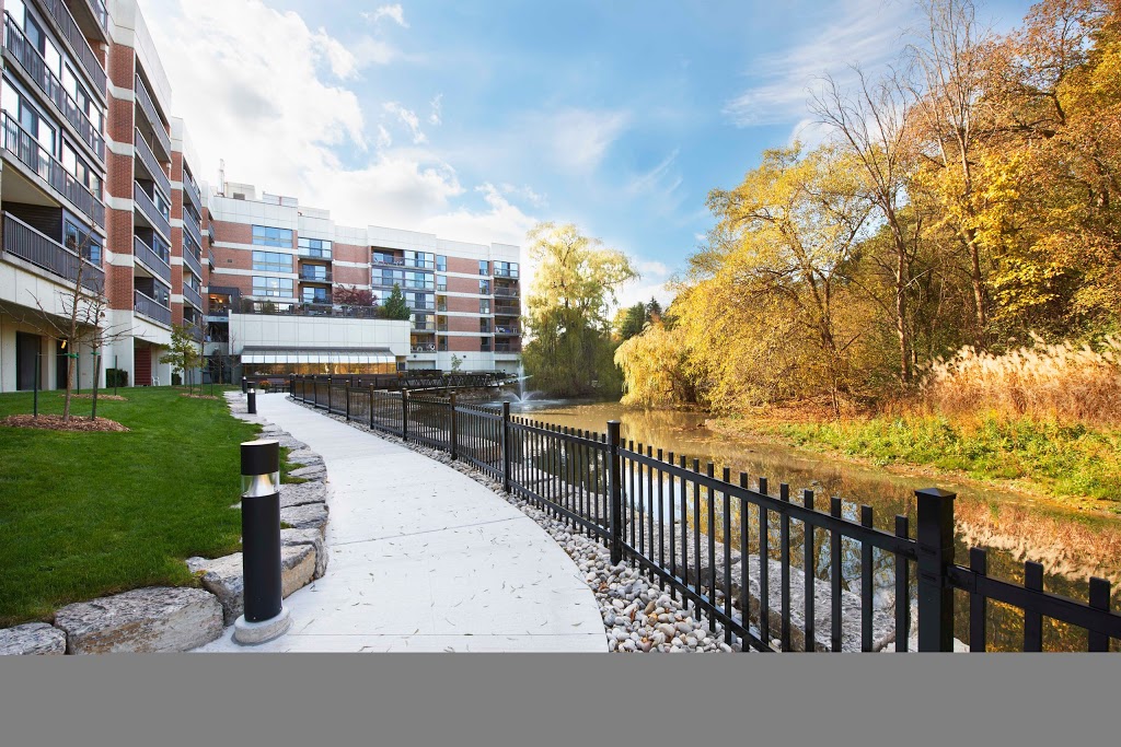 Revera Glynnwood | 7700 Bayview Ave, Thornhill, ON L3T 5W1, Canada | Phone: (905) 881-9475