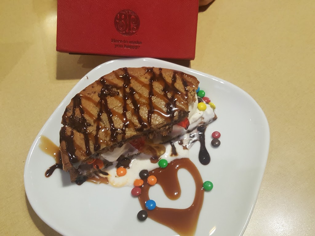 Boston Pizza | 26310 Fraser Hwy #900, Aldergrove, BC V4W 2Z7, Canada | Phone: (604) 607-0713