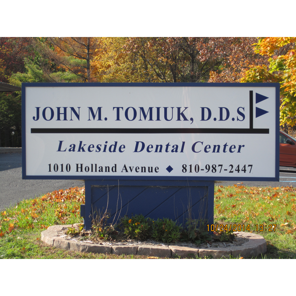 John M. Tomiuk, DDS | 1010 Holland Ave #1, Port Huron, MI 48060, USA | Phone: (810) 987-2447