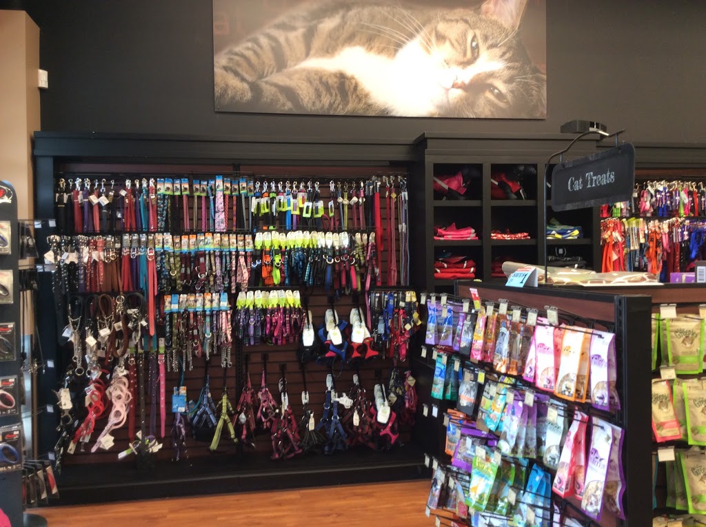 Bosleys by Pet Valu | 3610 Carrington Rd, Westbank, BC V4T 3K7, Canada | Phone: (250) 768-7875