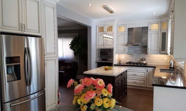 Magnum Kitchens | 1885 Drew Rd #6, Mississauga, ON L5S 1J5, Canada | Phone: (905) 405-8800