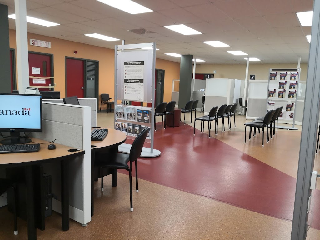 Service Canada Centre | 1041 Boulevard des Laurentides, Laval, QC H7G 2W2, Canada | Phone: (800) 622-6232
