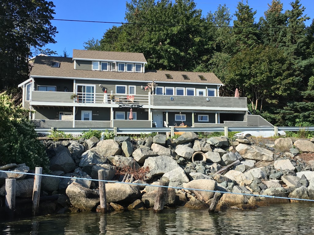 SeaWatch Bed & Breakfast | 139 Fergusons Cove Rd, Fergusons Cove, NS B3V 1L7, Canada | Phone: (902) 477-1506