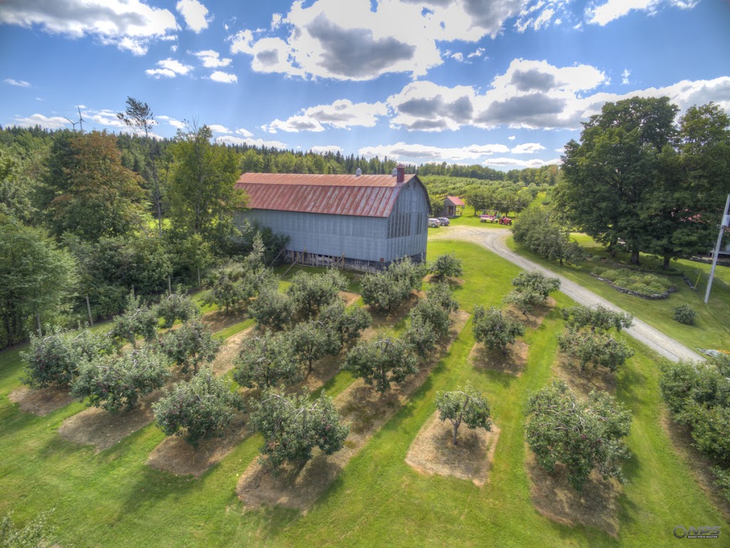 Domaine Custeau | 1041 3e Rang, Kinnears Mills, QC G0N 1K0, Canada | Phone: (418) 424-0136