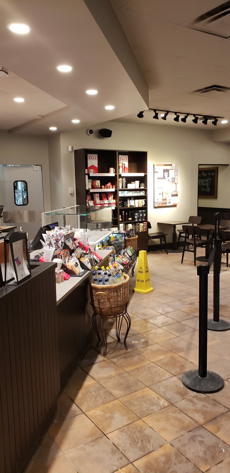 Starbucks | 544 Academy Rd, Winnipeg, MB R3N 0E1, Canada | Phone: (204) 489-7764