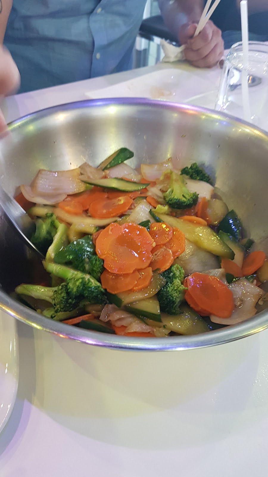 Noahs Kitchen | 343 Glendale Ave, St. Catharines, ON L2T 0A1, Canada | Phone: (905) 227-0888