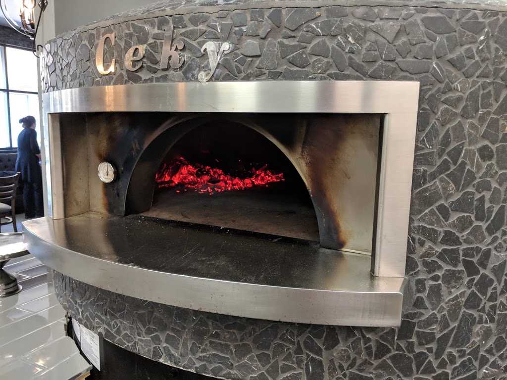 Elio Ristorante | 106 High St, Sutton, ON L0E 1R0, Canada | Phone: (905) 596-3546
