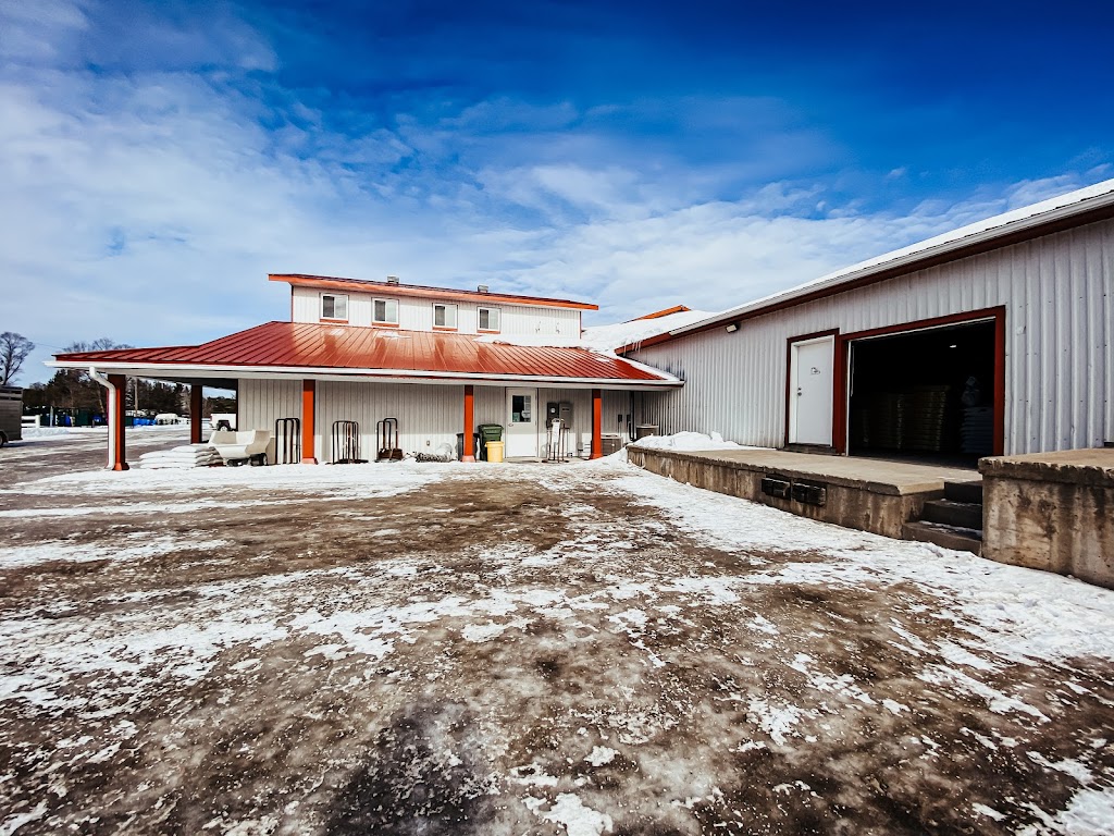 M & R Feeds & Farm Supply | 2768 Micksburg Rd, Pembroke, ON K8A 6W4, Canada | Phone: (613) 735-3689