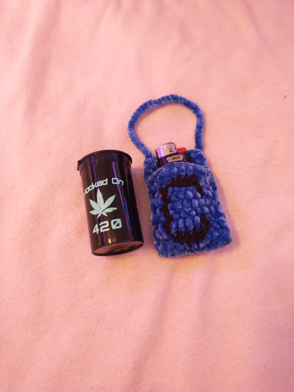 Hooked on 420 | 79 Madoc St #741, Marmora, ON K0K 2M0, Canada | Phone: (343) 261-0844