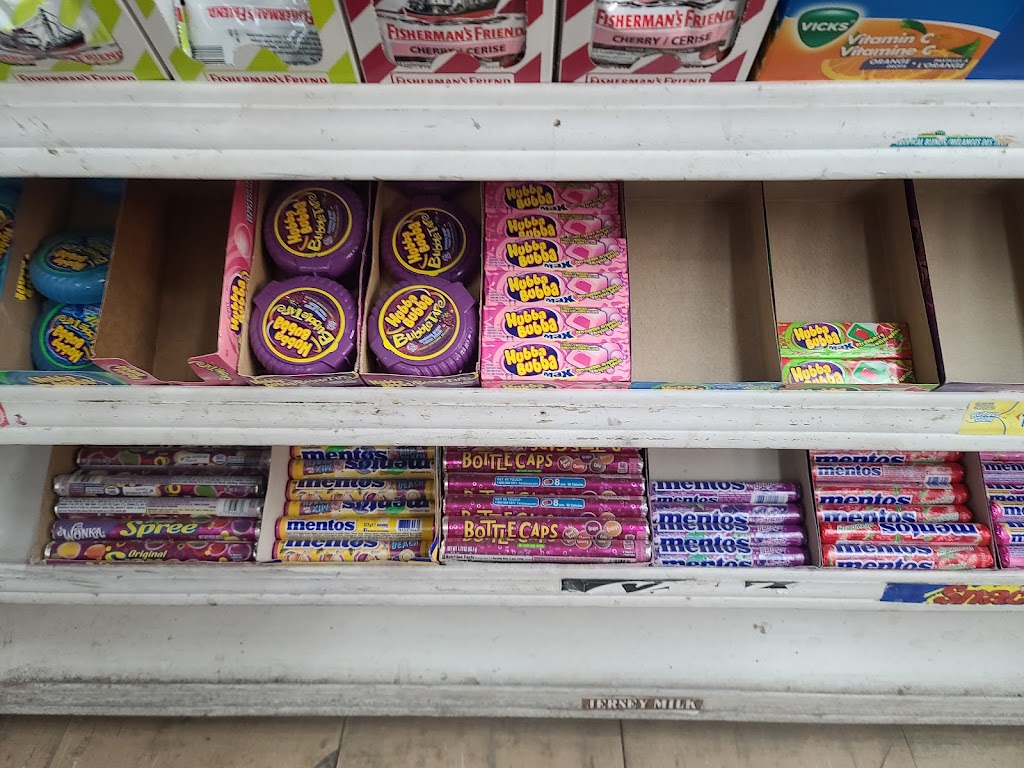 Daisy Mart | 157 Bridge St W, Belleville, ON K8P 1J8, Canada | Phone: (613) 969-1865