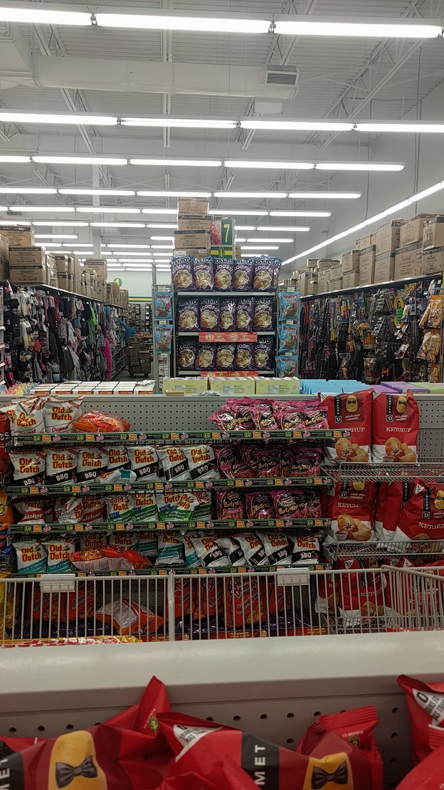 Dollarama | Place Major, 5333 Boulevard Laurier, Terrebonne, QC J7M 1W1, Canada | Phone: (450) 477-3434