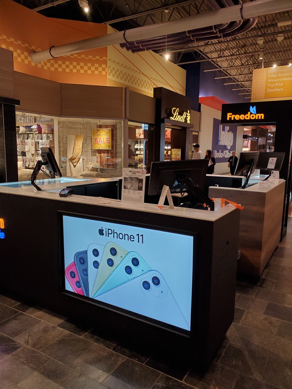 Freedom Mobile | 261055 Crossiron Blvd, Rocky View No. 44, AB T4A 0G3, Canada | Phone: (403) 441-0331
