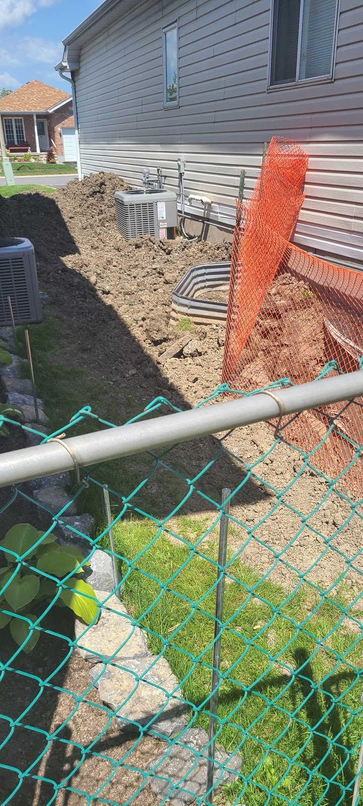 Loyalist Construction & Landscaping Ltd. | 1424 Ottawa St, Kingston, ON K7P 0C2, Canada | Phone: (613) 484-4178