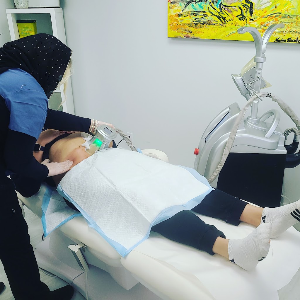 Redefined Vitality ltd | 37 evergreen landing sw, Calgary, AB T2Y 3J8, Canada | Phone: (403) 992-0307