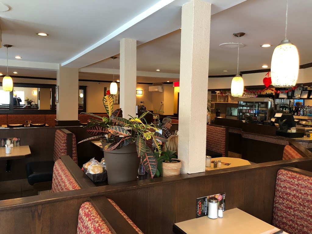 Milan Pizzeria | 64 Rue de la Perrière S, Boucherville, QC J4B 4W8, Canada | Phone: (450) 655-4912