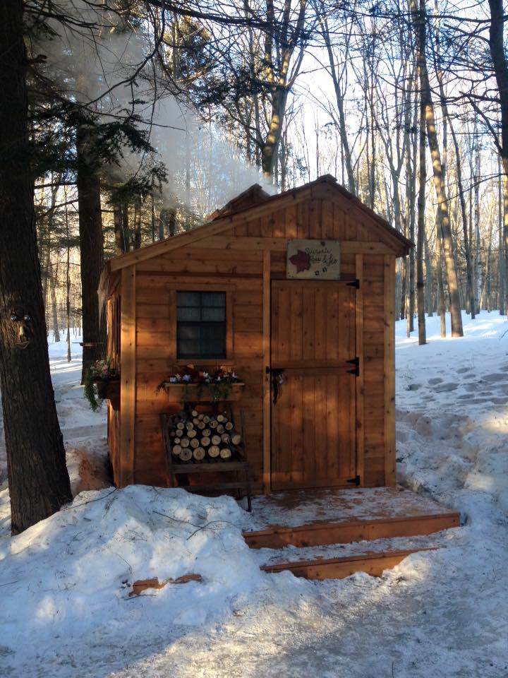 Charmante fermette | 180 Rte du Pied de la Côte, Maskinongé, QC J0K 1N0, Canada | Phone: (514) 688-3962