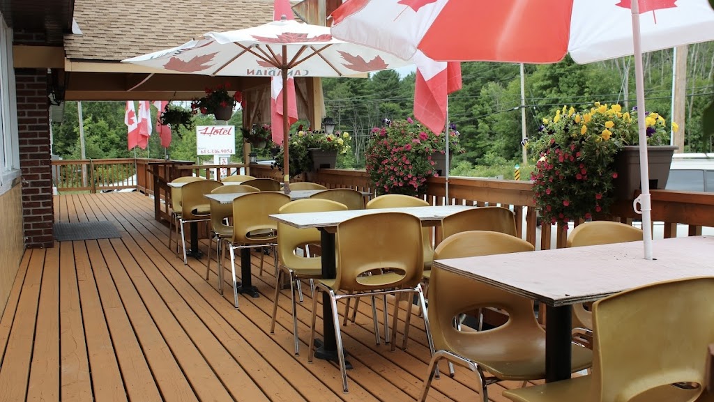 Lakeside Inn, Restaurant & Bar | 14276 Hwy 41, Cloyne, ON K0H 1K0, Canada | Phone: (613) 336-9054