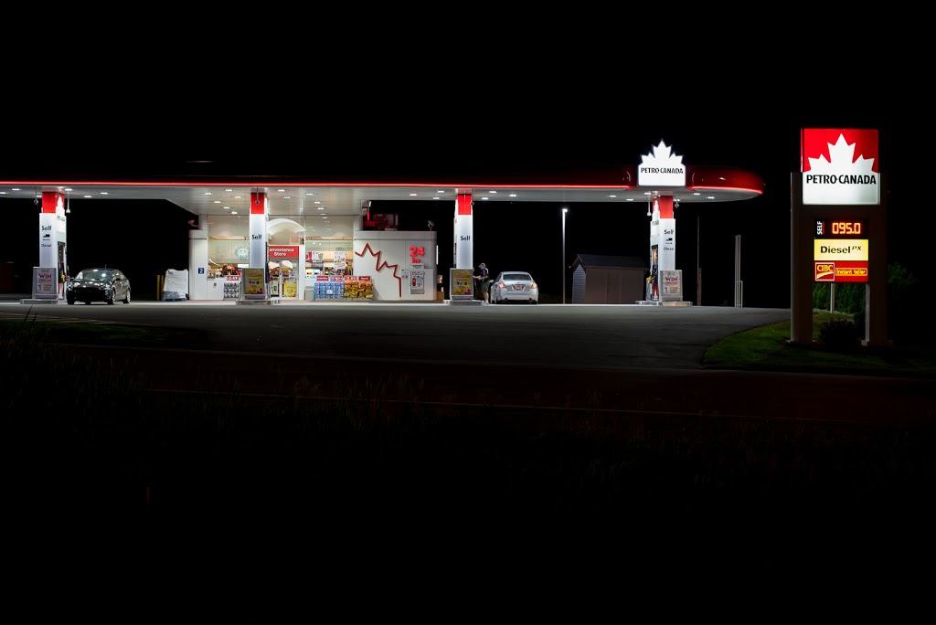 Petro-Canada | gas station | 2 Westwood Blvd, Upper Tantallon, NS B3Z 1H3, Canada | 9028261123 OR +1 902-826-1123
