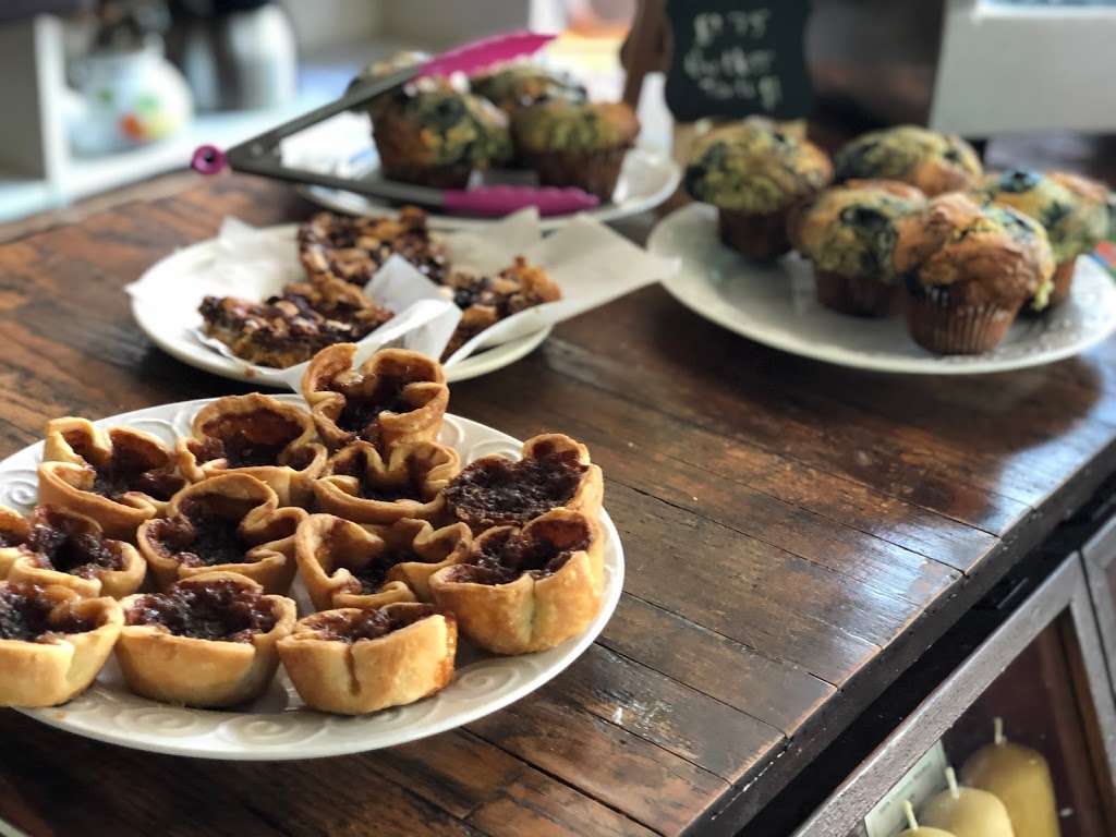 The Monarch and The Milkweed | 5548 Hwy 620, Coe Hill, ON K0L 1P0, Canada | Phone: (905) 933-5073