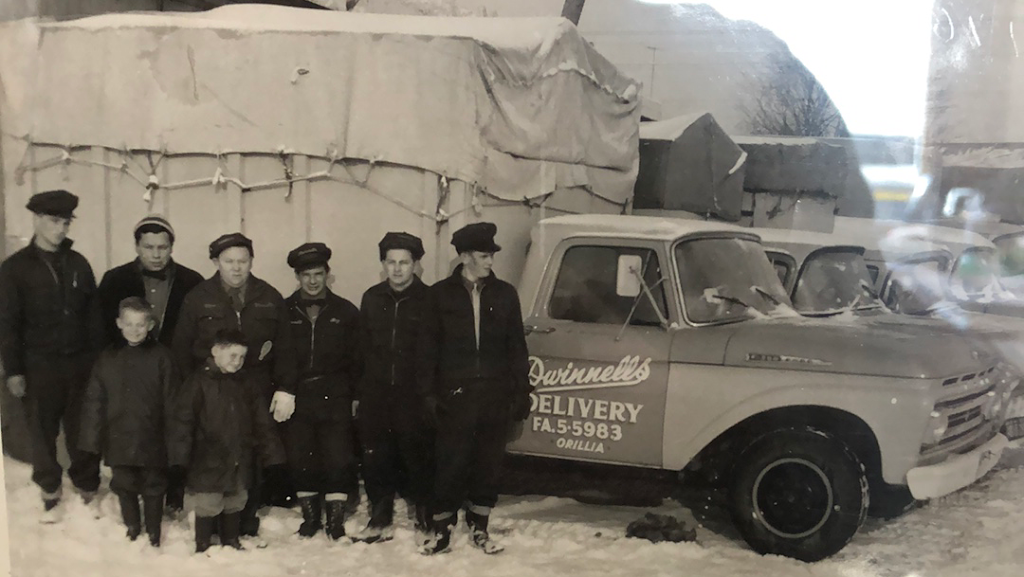 Family Movers Ltd | 65 Hoover Crescent, Orillia, ON L3V 1K7, Canada | Phone: (705) 325-3763
