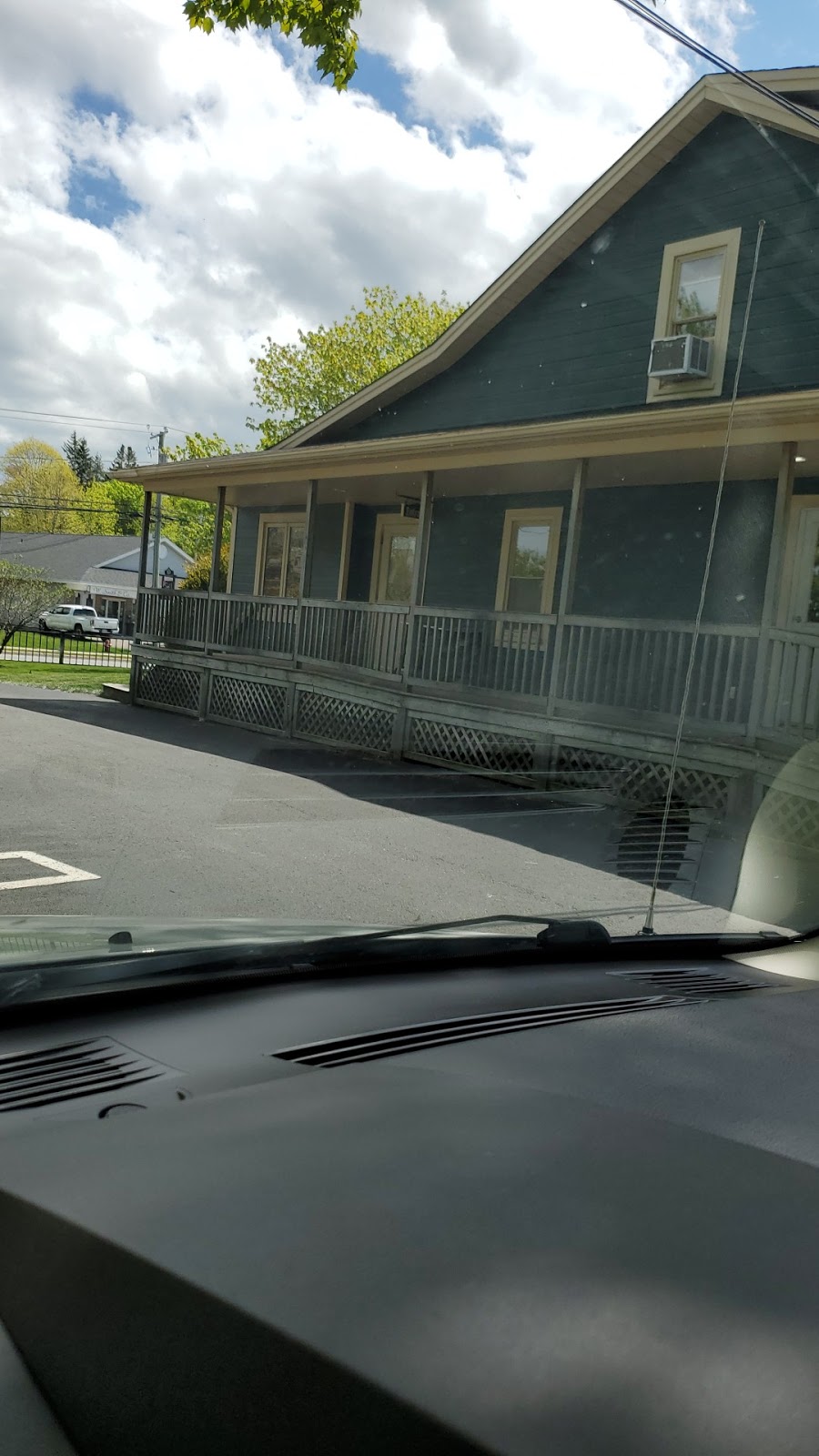 Atlantic Veterinary Hospital | 125 Hampton Rd, Rothesay, NB E2E 2N7, Canada | Phone: (506) 847-2400