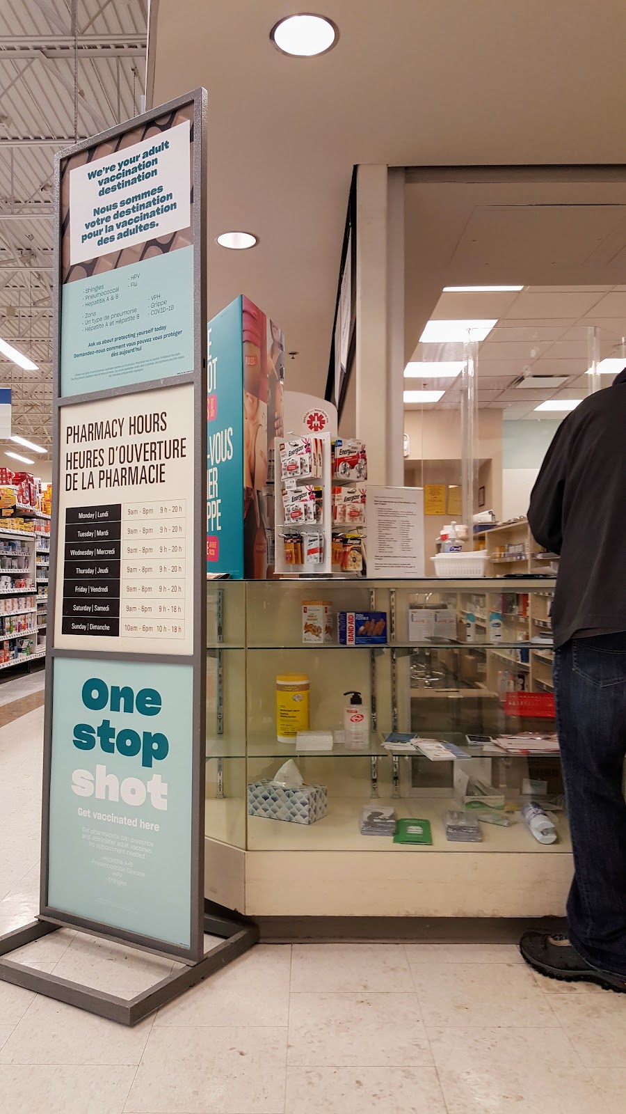 Loblaw Pharmacy | 363 Rideau St, Ottawa, ON K1N 5Y6, Canada | Phone: (613) 789-3346